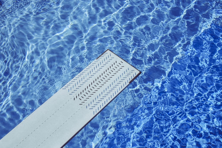 The Cost of Pool Cleaning in California
